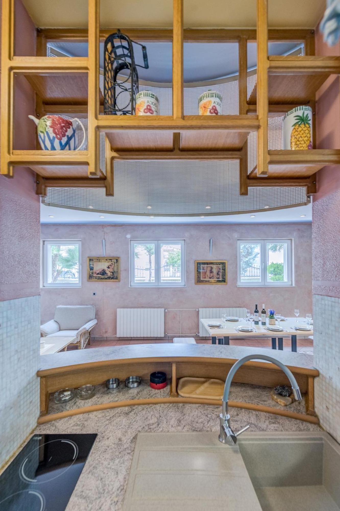 Blue Dolphin Apartment - Private Indoor Pool, Jacuzzi, Garden Σπλιτ Εξωτερικό φωτογραφία